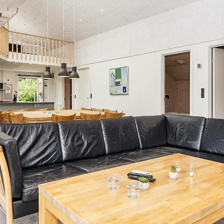 12 Person In Vakantiehuis *