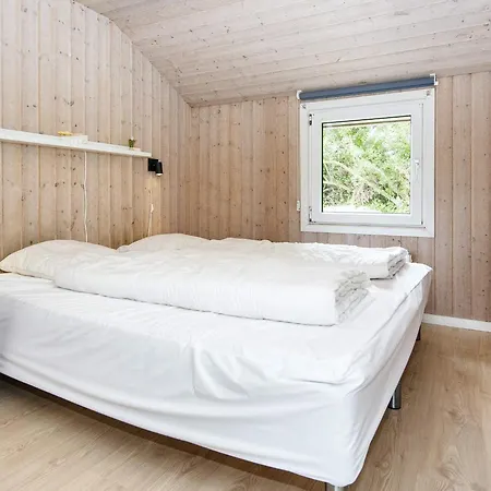 12 Person In Nordborg