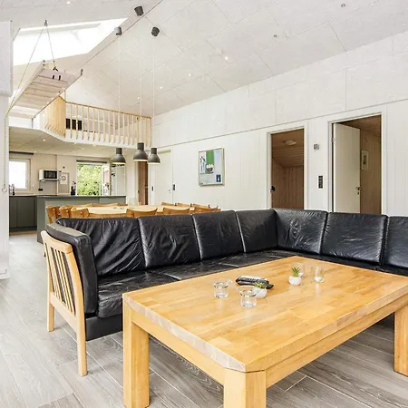 12 Person In Vakantiehuis